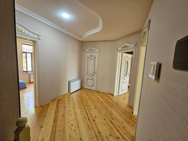 Həyət evləri və villaların satışı: Binəqədi qəs. 8 otaq, 300 kv. m, Yeni təmirli — 6