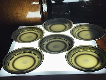 Наборы посуды: Такие сервизы часто изготавливались из высококачественного костяного — 4