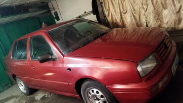 Volkswagen: Volkswagen Golf: 2025 г., Седан — 4