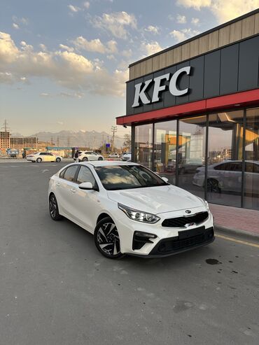 электромобиль neta: Kia K3: 2020 г., 1.6 л, Автомат, Бензин, Седан