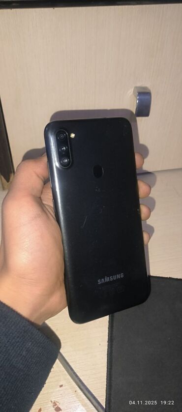 galaxy a55 цена в бишкеке: Samsung Galaxy A11, Колдонулган, 32 ГБ, түсү - Кара, 2 SIM