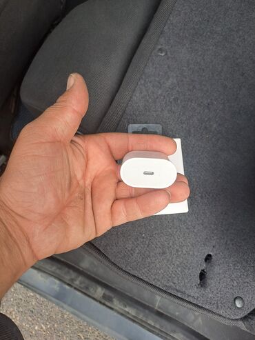 Adapterlər: Adapter Apple, 20 Vt, İşlənmiş