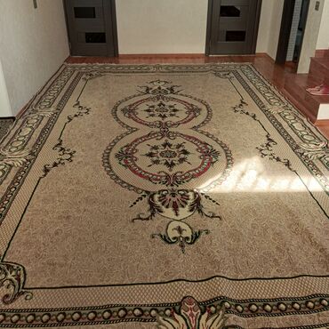 ən gözəl at şəkilləri: Ковер