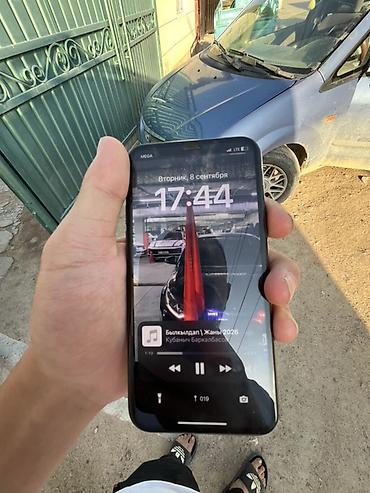 холодильник жалал абад: IPhone 11 Pro, Б/у, 64 ГБ, Matte Midnight Green, Чехол, 67 % — 4