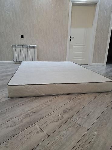 matras dosək: Ortopedik yaylı döşək - Ölçü: təxminən 160x200 sm (şəkillərə əsasən — 2