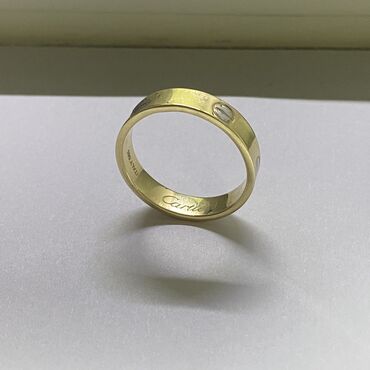 Украшения: Кольцо из желтого золота 585 пробы, вес 1.67 гр новое