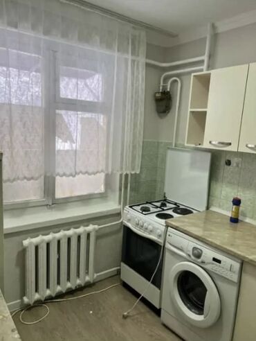 3 комнатная квартира 104 серии бишкек: 2 комнаты, 43 м², 104 серия, 1 этаж, Косметический ремонт