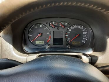 двигатель фольксваген: Volkswagen Golf: 2000 г., 1.6 л, Механика, Бензин, Универсал