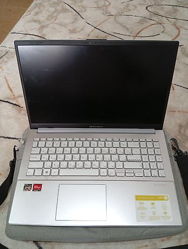 Ноутбук ASUS VivoBook 15 (серебристый корпус) - Экран 15.6", тонкие