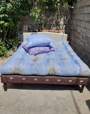 Çarpayılar: Kravat Təzə hazırları var Çatdırılma var Bir nəfərlik kravat 60 manat — 5