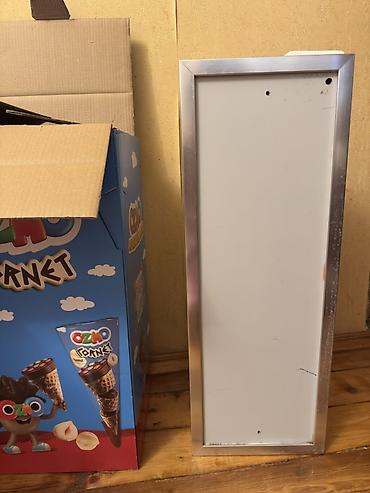 Hamam dolabları: İki rəfli divar şkafı - Ölçülər: təxminən 70 sm hündürlük, 25 sm en - — 6
