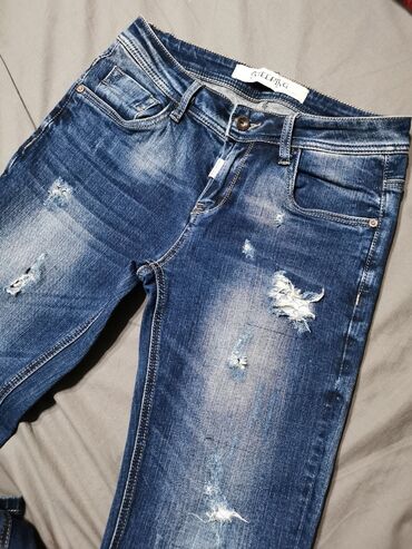джинсы 27 размера: Прямые, Средняя талия, Рваные