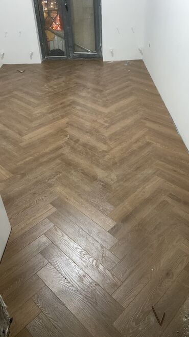 Напольные работы: Укладка пола, Монтаж напольных плинтусов, Укладка теплого пола | Ламинат, Линолеум, Кварц-винил Больше 6 лет опыта — 2