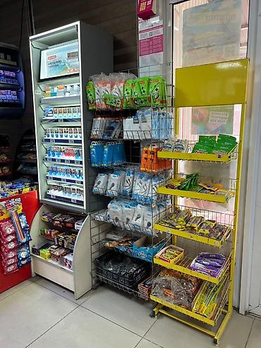 бутики сдаю: Магазин, Отдельностоящий магазин, 130 м² Действующий, С оборудованием, С ремонтом, Water сommunications, Electricity сommunications, Отдельный вход, 1 линия, Комната для персонала — 5