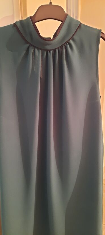 Ziyafət donları: Hamsı brend mallardı.Baha alınıb.hərəsi 1-2dəfə geyinilib — 6