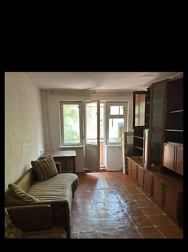 2 комнаты, 44 м², 6 мкр 104 серия, 3 этаж, Старый ремонт