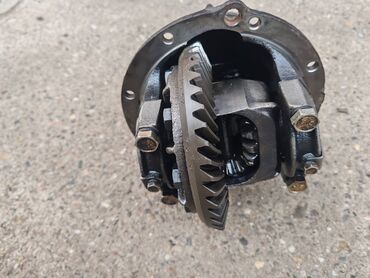 Auto delovi: Srce zadnjeg diferencijala Lada 21213,21214 Niva 1.7 br.1. Skinuto sa — 13