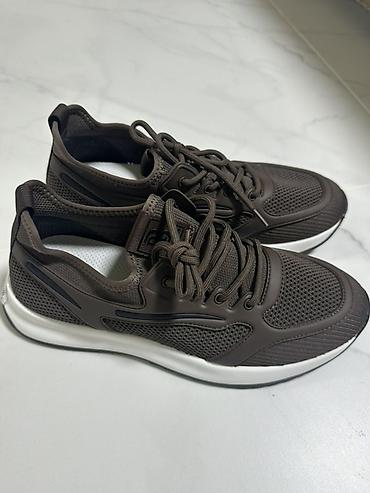 forerunner 965: Кроссовки повседневные/спортивные. Размер 42. Новый. Привозной - — 2