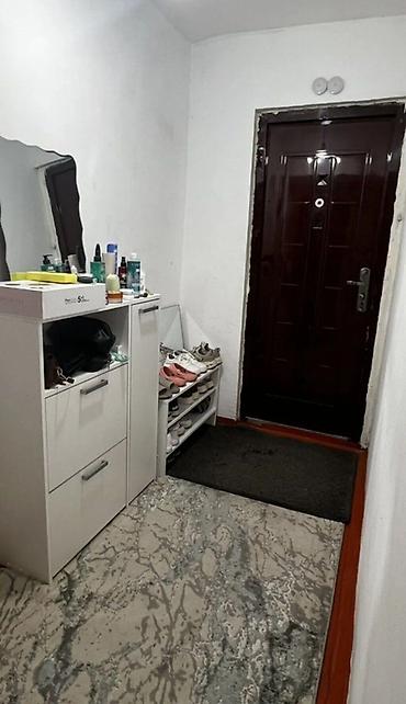 кут ипотека: 1 комната, 30 м², Аламедин-1 мкр Малосемейка, 1 этаж, Старый ремонт — 9