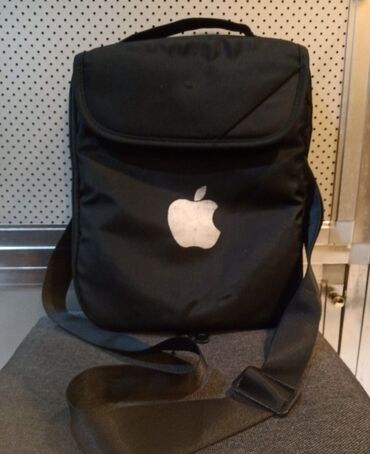 чёрная сумка: Сумка-слинг для Apple Ipad для планшета и прочих вещей! (Black Bonobo