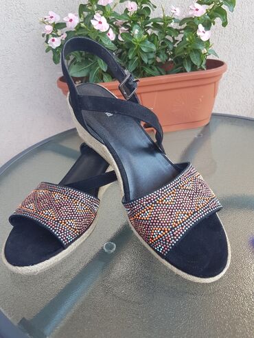skechers ženske čizme: Sandale, 42