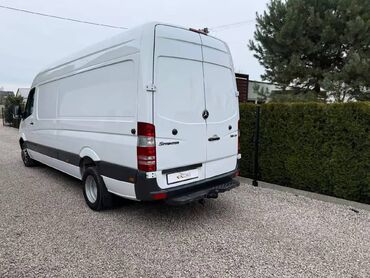 Легкий грузовой транспорт: Легкий грузовик, Mercedes-Benz — 3