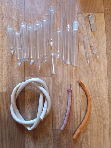 Другие медицинские товары: Лабораторная химическая посуда Наименование - Количество Термометр — 7