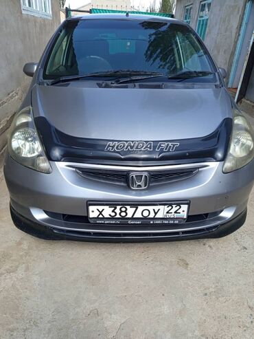 меняю дом на машину: Honda Fit: 2003 г., 1.3 л, Вариатор, Бензин, Хэтчбэк