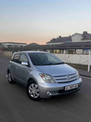 Toyota: Toyota ist: 2003 г., 1.3 л, Автомат, Бензин, Хэтчбэк — 2