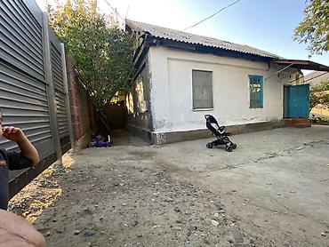 Продажа коттеджей и домов: Продаётся частный дом с участком. Характеристики и планировка: - — 5