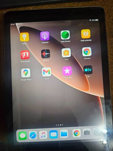 Tableti: Ipad Air 32GB polovan, potpuno ispravan ipad air prve generacije. bez na lalafo.rs — 3 Tableti: Ipad Air 32GB polovan, potpuno ispravan ipad air prve generacije. bez — 3