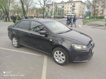 фоль: Volkswagen Polo: 2013 г., 1.6 л, Автомат, Газ, Седан
