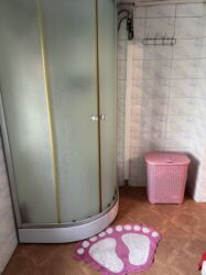 Продажа домов: Дом, 80 м², 4 комнаты, Собственник, Косметический ремонт at lalafo.kg — 12 Продажа домов: Дом, 80 м², 4 комнаты, Собственник, Косметический ремонт — 12