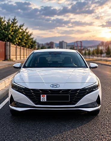 Hyundai Avante: 2021 г., 1.6 л, Автомат, Газ, Седан