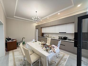 Долгосрочная аренда домов: 180 м², 5 комнат — 25