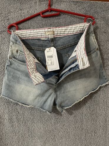 trikotažne pantalone: M (EU 38), Jeans