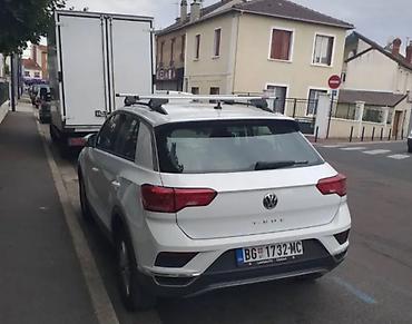 automobila: Auto kupljen nov u Srbiji. registrovan do avgusta 2027 — 1