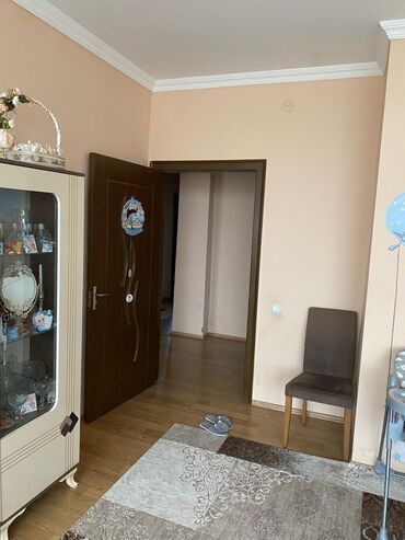 Qonaq otağı dəstləri: TV altlığı — 4