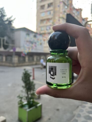 фатзорб оригинал и подделка как отличить: Məhsul: “Tom Fort Tobacco Vanil” ətir Həcm: 30 ml Butulka: Yaşıl şüşə