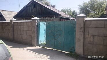 дома в районе аламединского рынка: 41 м², 4 комнаты, Старый ремонт Без мебели