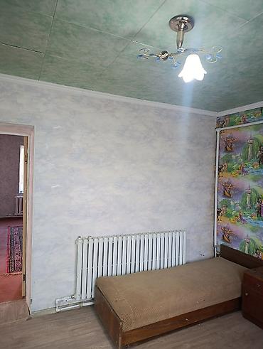 Үйлөрдү ижарага берүү: 90 м², 4 бөлмө, Үй-бүлөлүүлөргө — 4