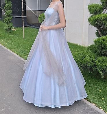 light blue: Нарядное длинное платье в пол цвета нежного ледяного голубого с — 1