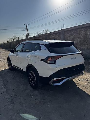 low ll: Kia Sportage: 2021 г., 2 л, Автомат, Дизель, Кроссовер — 4