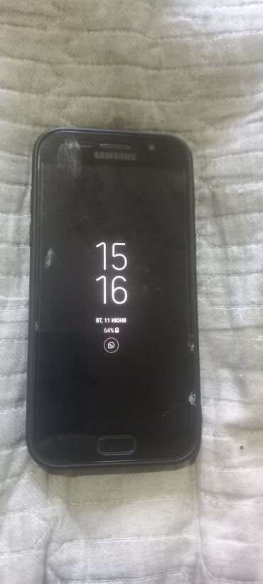 айфон телефондор: Samsung Galaxy A5 2017, Колдонулган, 32 GB, түсү - Кара, 2 SIM