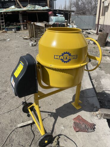 строительная фирма: Продаю бетономешалку фирмы MATEUS 190 литров новая медная обмотка