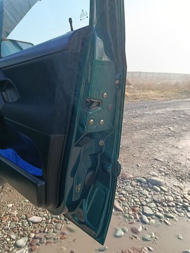 Volkswagen: Volkswagen Golf: 1997 г., 1.8 л, Механика, Бензин, Универсал — 16