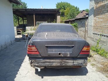 авто унаага алмашам: Mercedes-Benz C-Class: 1995 г., 1.8 л, Механика, Бензин, Седан