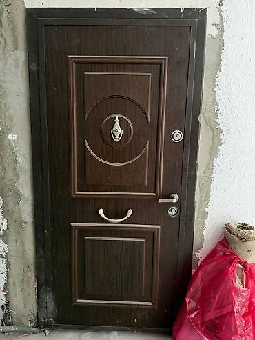 qapi: İşlənmiş Giriş qapısı Zəmanətsiz, Ünvandan götürmə — 1
