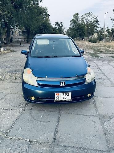 a8 d2: Honda Stream: 2004 г., 2 л, Автомат, Газ, Минивэн — 1