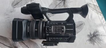камера обгона для праворульных машин: Профессиональная HDV видеокамера Sony HVR-Z5E черного цвета
